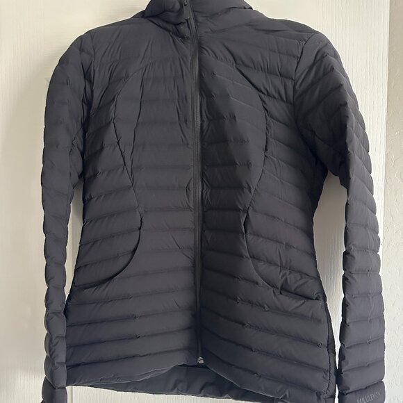 Lululemon Pack It Down Jacket - Picture 1 of 8